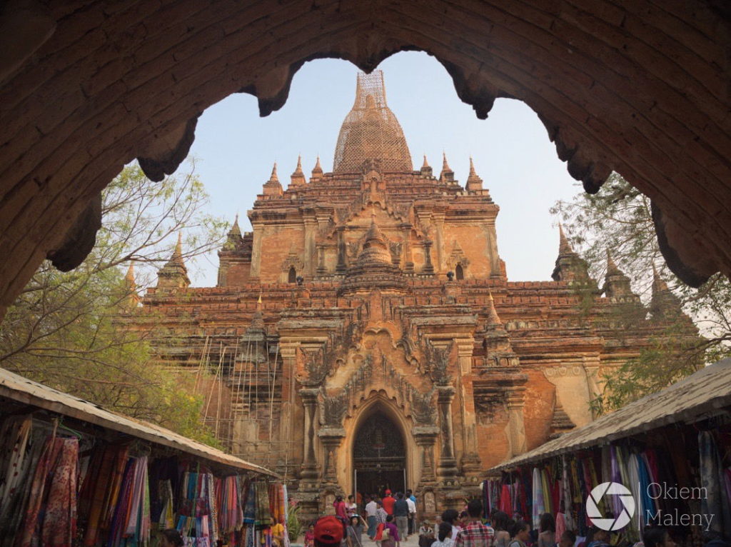 świątynia Htilominlo, Bagan