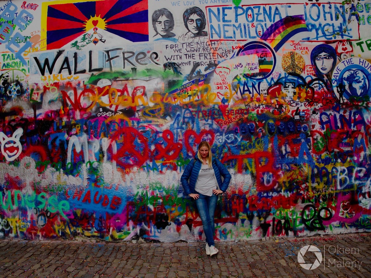 Praga, Mala Strana, ściana Johna Lennona